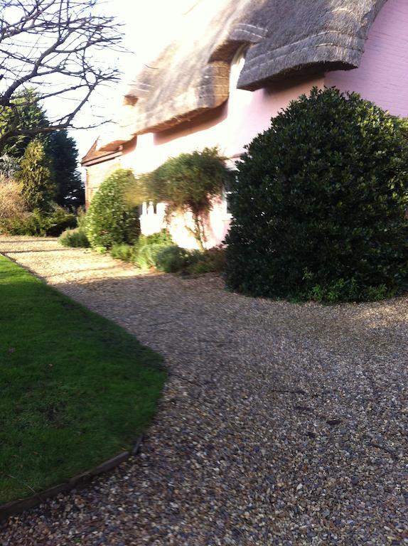 Thatched Farm Bed And Breakfast Woodbridge Exterior photo